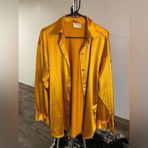 LAINA RAUMA Club Bed Tango Button Down Top